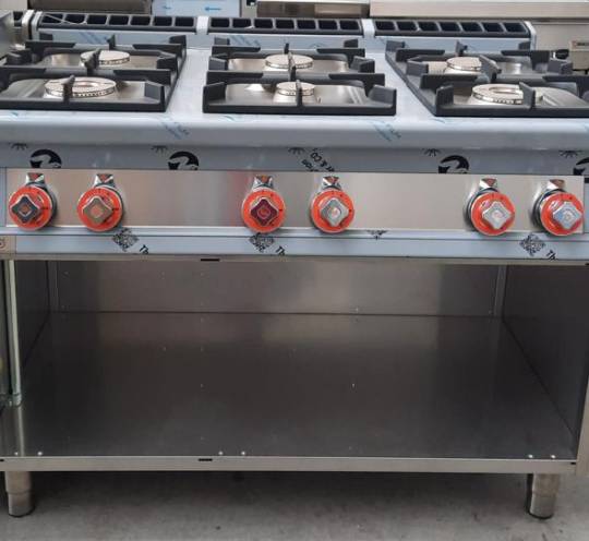 Cucina a gas 6 fuochi